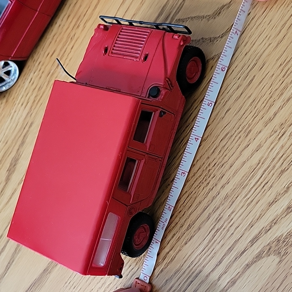 Hummer Model - Picture 11 of 11